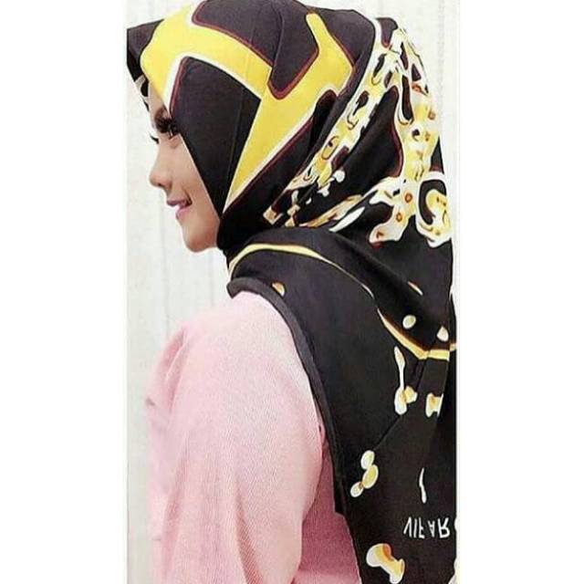HIJAB JILBAB KERUDUNG MURAH SEGIEMPAT SATIN BLACK EDITION