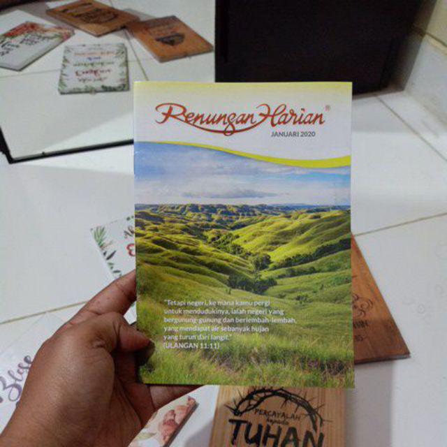 Hiasan Dinding Rohani Kristen Doa Bapa Kami Uk 12,5x20cm