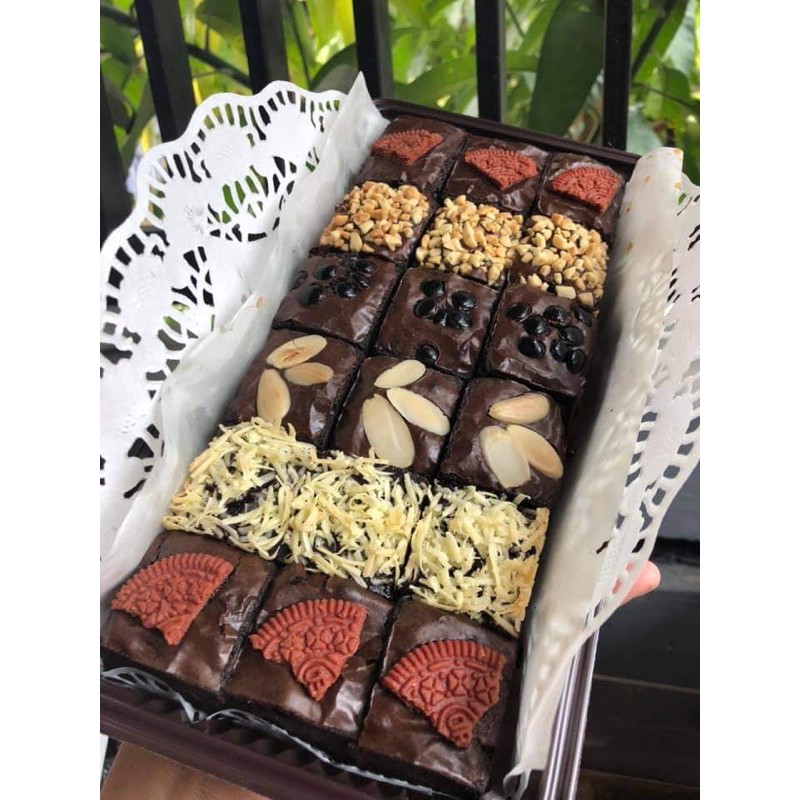 

BROWNIES PANGGANG SEKAT