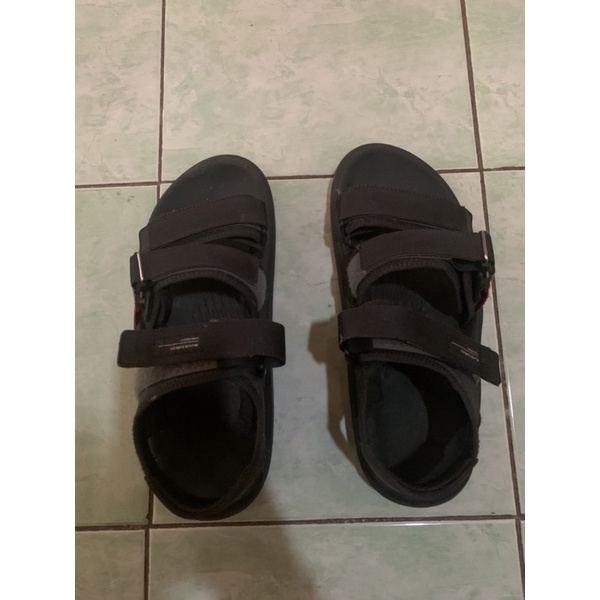 hijack sandal astro black