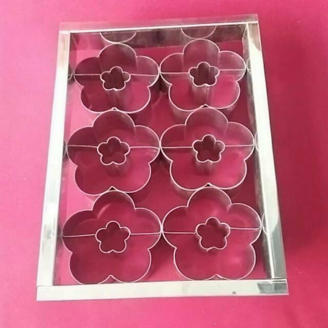 Cetakan  donat/ cetakan donat bunga/cetakan donat karakter/cookie cutter/cookie cutter set