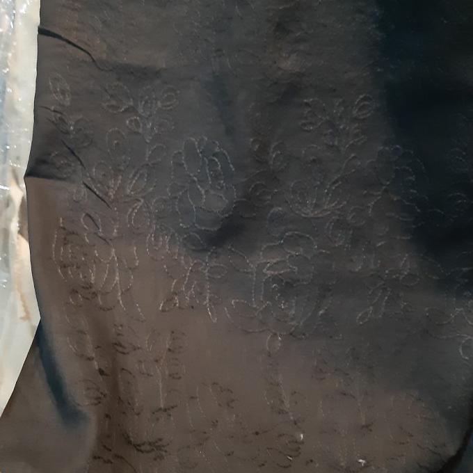 Kain katun bordir import hitam ( 0.50mt )