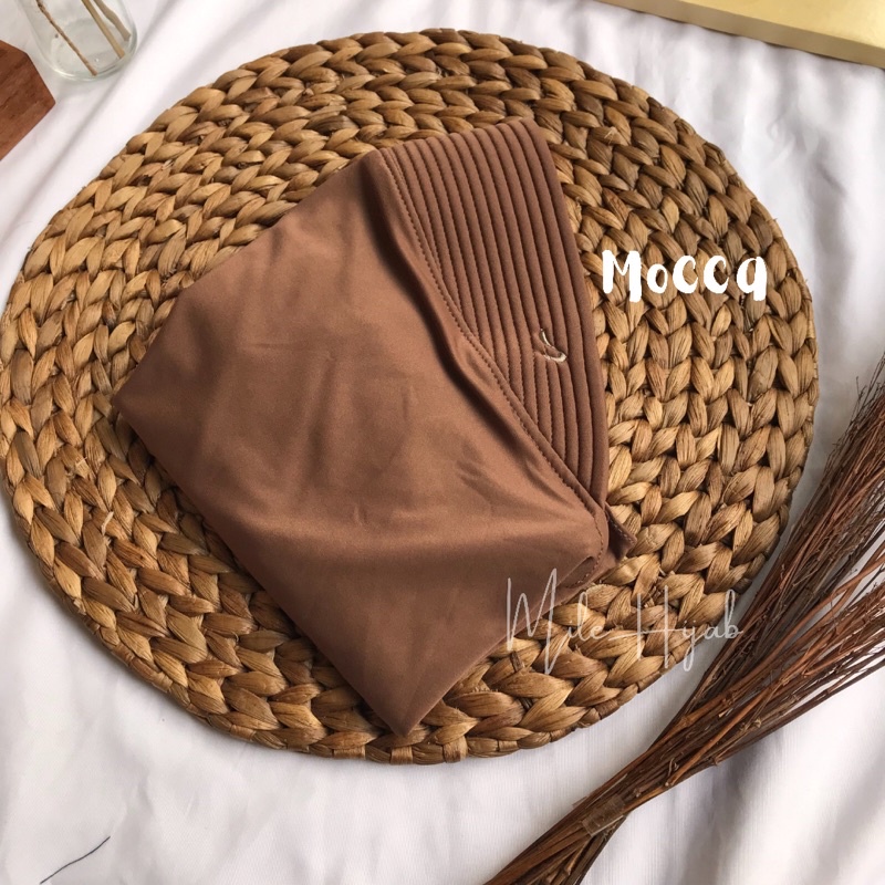 Bergo Hamidah Jilbab Jersey Menutup Dada Kerudung Olahraga Instan Premium-Mocca