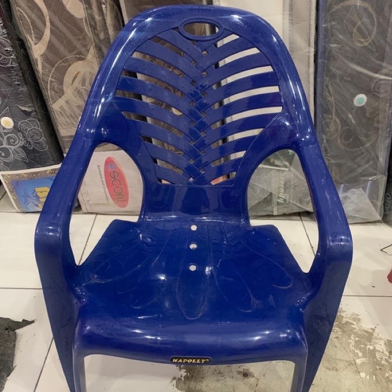 Kursi Napolly 909 ada lengan