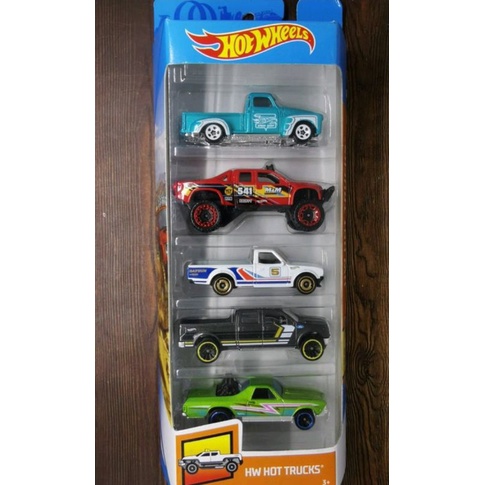 hotwheels gift pack isi 5 hw hot trucks