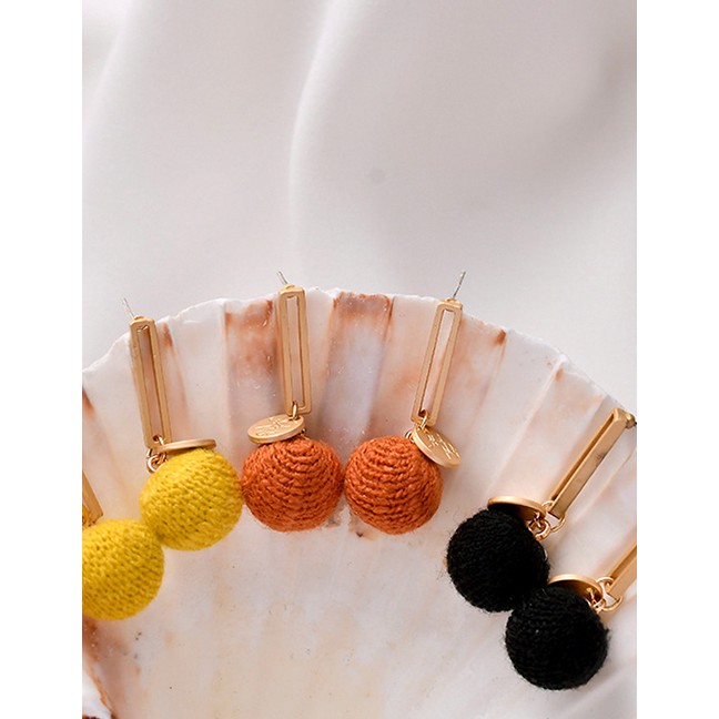 LRC Anting Tusuk Fashion S925 Silver Needle Ball Earrings D27862