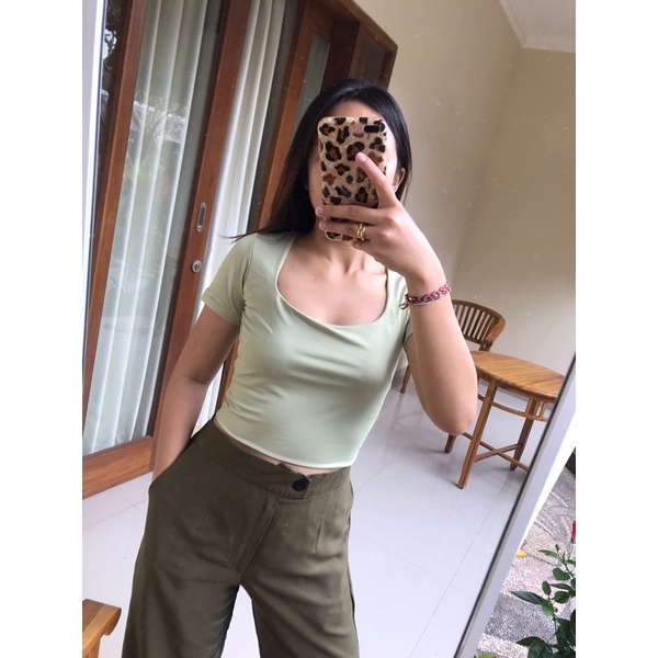 Loora Top// CROP TOP JERSEY SQUARE KOREA