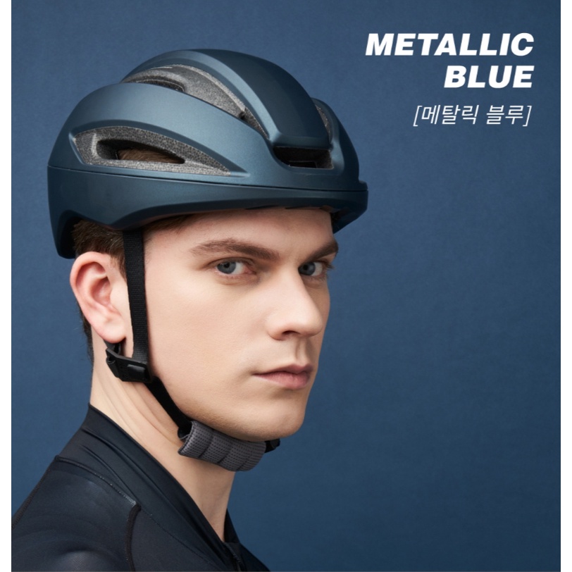 Helm Sepeda -CRNK BUCKER- METALLIC BLUE