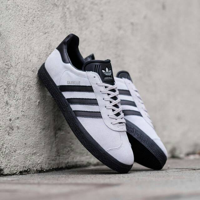 gazelle grey black