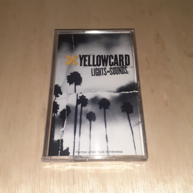 Kaset YELLOWCARD - Lights & Sounds