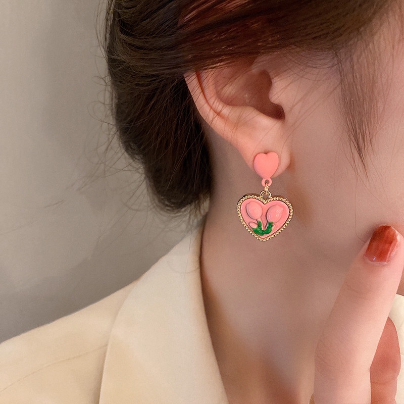 1 Pasang / set Anting Liontin Bentuk Hati Tulip Warna Pink Gaya Korea Untuk Wanita