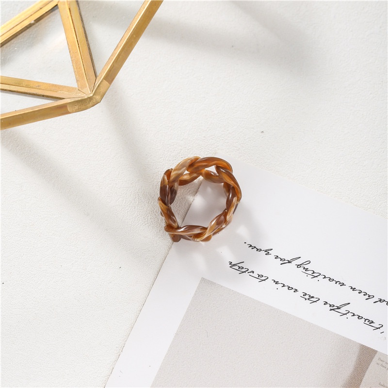 Korean Style Acetic Acid Amber Color Simple Style Women Rings for Girlfriend Gift