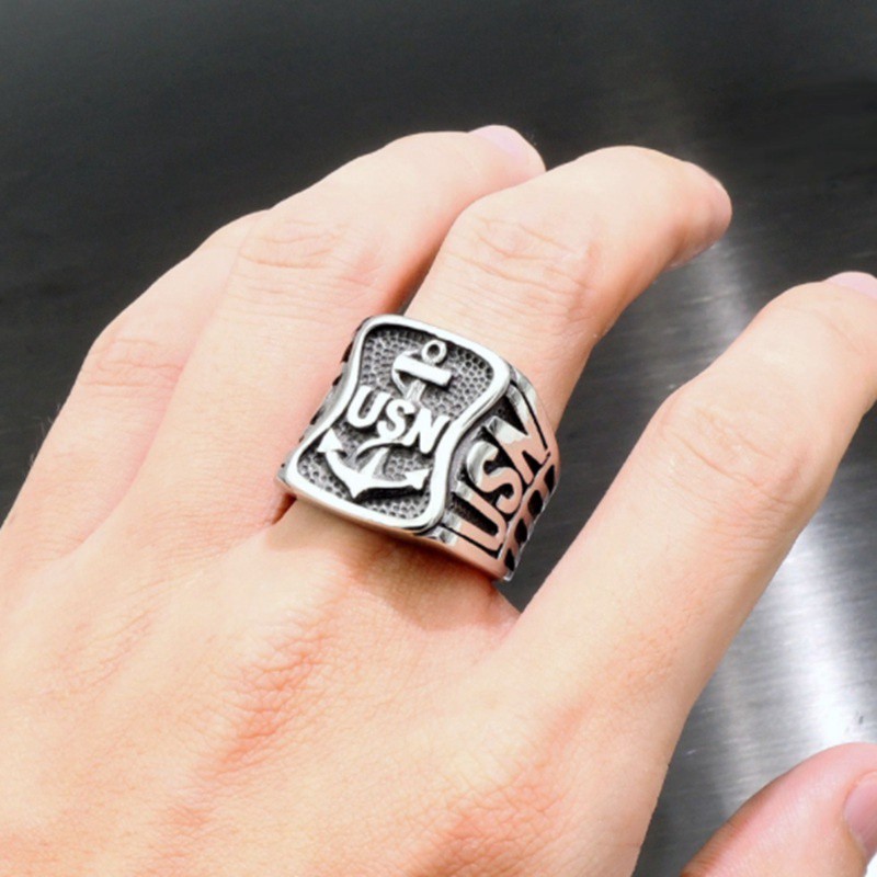 Cincin Bahan Titanium Desain Jangkar+Tulisan 'USN' Gaya Angkatan Laut AS/Punk untuk Pria