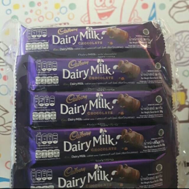 

Isi 12 pcs coklat Cadbury Diary milk 30gr chocolate Cadburry diarymilk