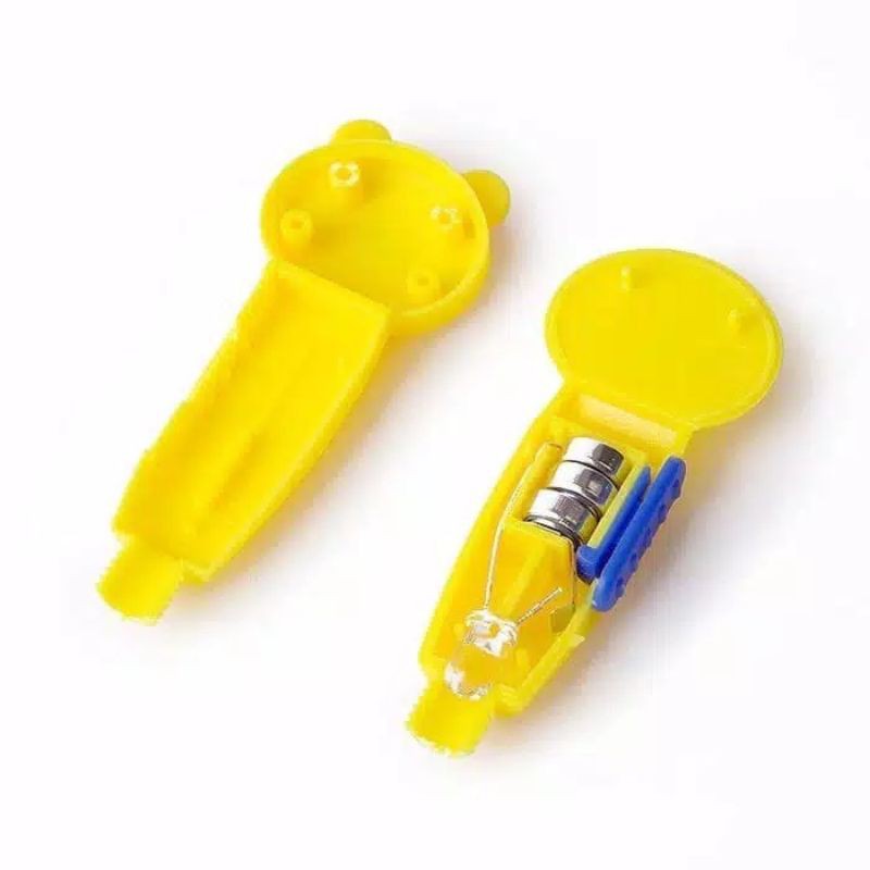 Ear Pick Flashlight LED Alat Pembersih Telinga Anak Cute Animal Karakter Lucu