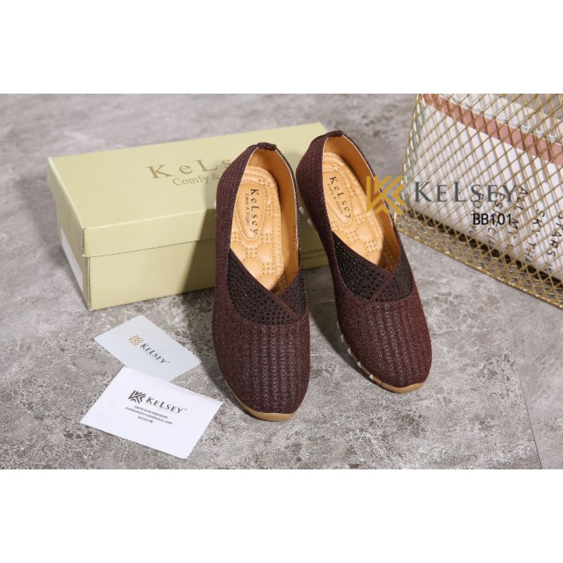 Kelsey Sepatu Slip On Wanita BB101