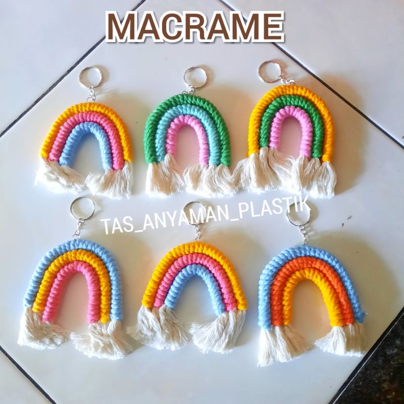 AKSESORIS TAS - Gantungan Kunci Hiasan Souvenir MACRAME PELANGI