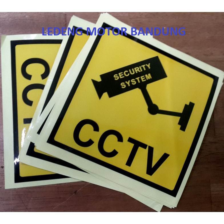 Sticker CCTV Security Sistem Kamera Pengawas Keamanan Pencuri Maling