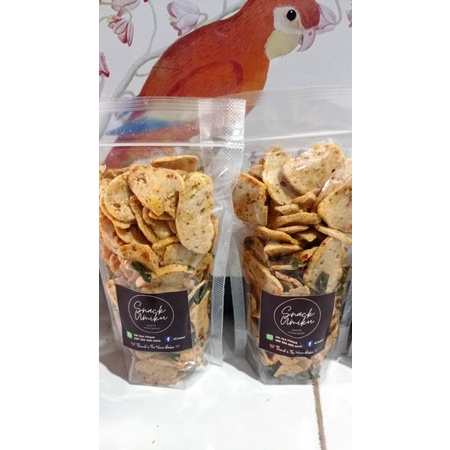 

basreng daun jeruk pedas gurih 100 gr dengan bumbu siram