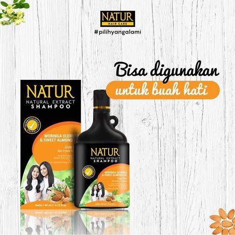 NATUR NATURAL EXTRACT SHAMPOO MORINGA AND ALMOND OIL