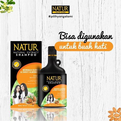 NATUR NATURAL EXTRACT SHAMPOO MORINGA AND ALMOND OIL