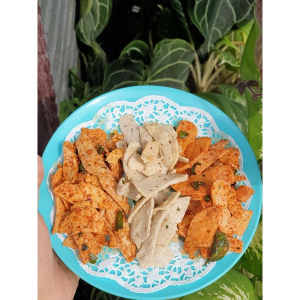 

1kg / 1000gram (KRIPIK BAKSO) / BASRENG (BASO GORENG) DAUN JERUK RENYAH