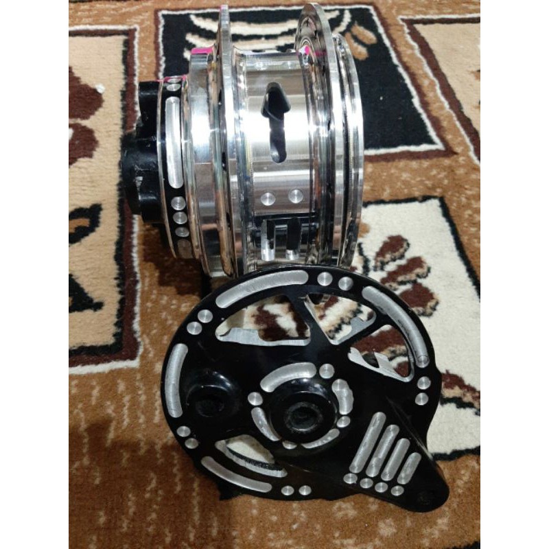 Tromol belakang jupiter z