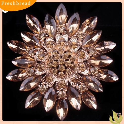 [ TERLARIS]Women Fashion Shiny Alloy Rhinestone Flower Wedding Bridal Bouquet Brooch Pin