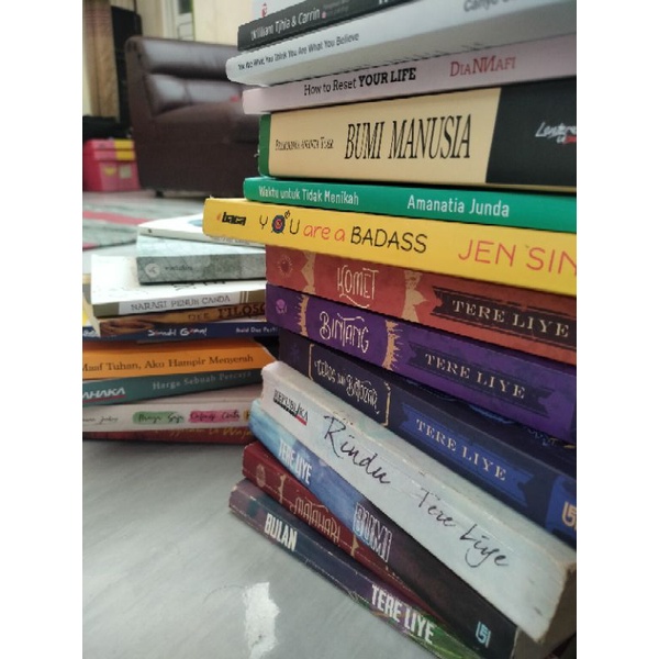 Jual Buku Bekas Murah | Shopee Indonesia