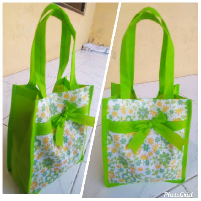 Tas kosmetik furing