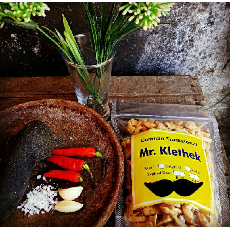 

Manggleng atau Krecek matang rasa PEDAS KHAS GUNUNGKIDUL