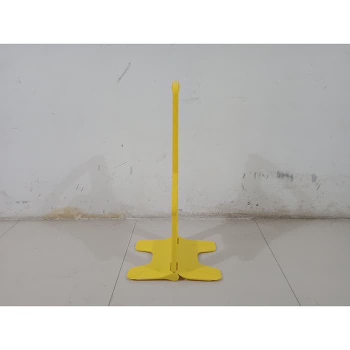 Wet Floor Sign model Penguin Cleantools