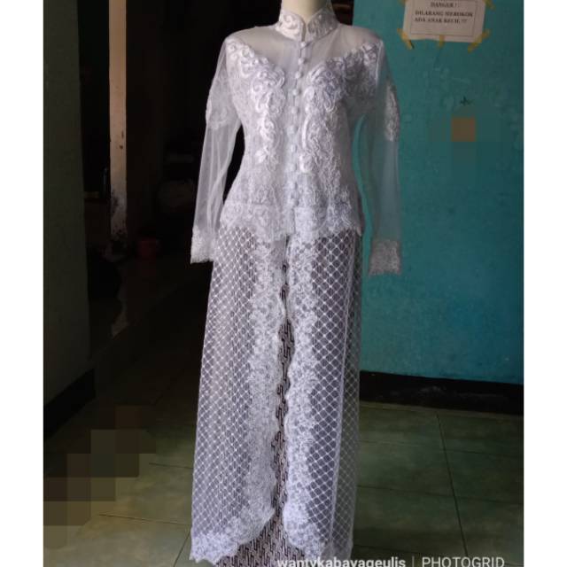 Gaun kebaya akad modern/kebaya pengantin/prewed free kerudung