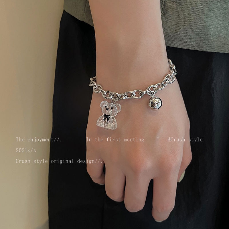 Cute Resin bear girlfriends' gelang wanita 2021 baru fashion ins sederhana gaya dingin Temperamen ma