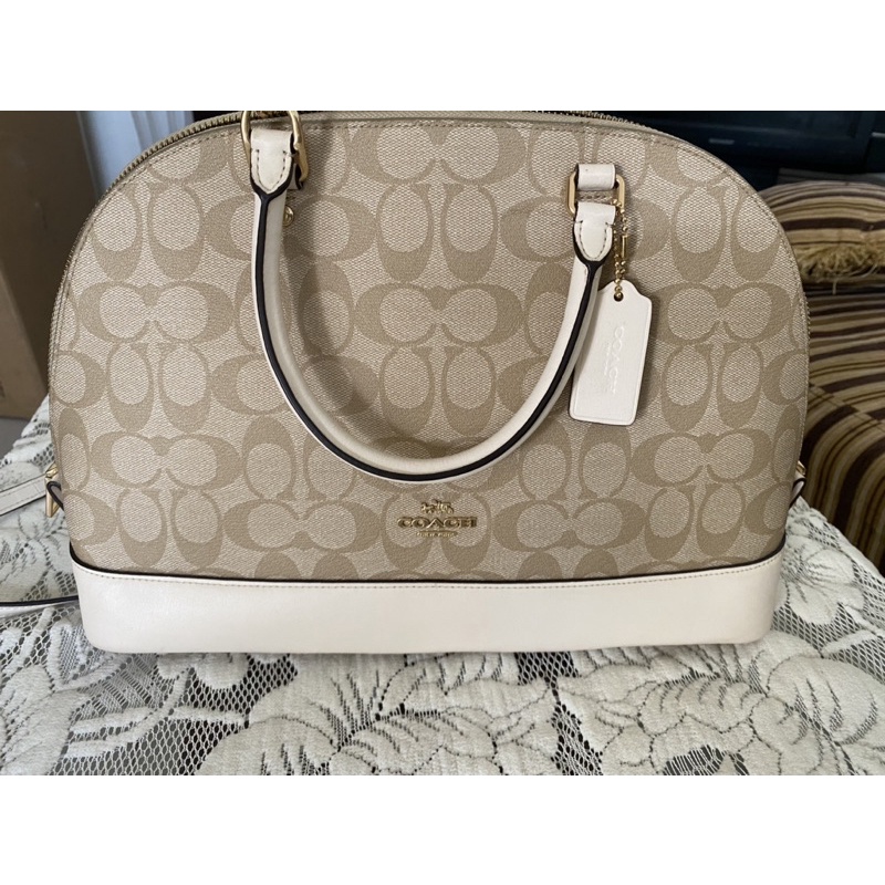 coach alma authentic preloved