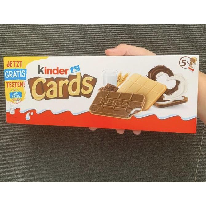

New New !!! Ferrero Kinder Cards/Cokelat