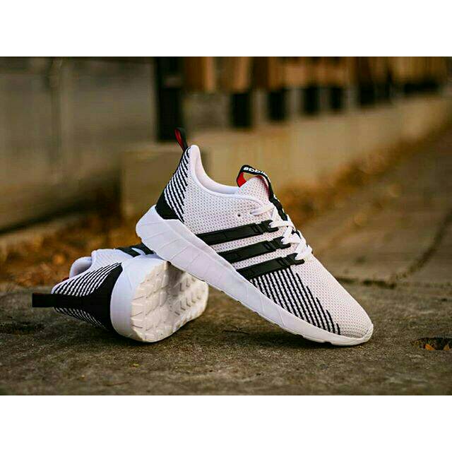 Adidas Questar Flow Original (sale)