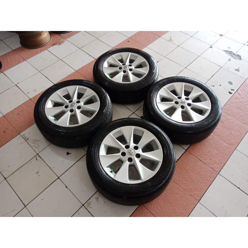 pelek mobil Alphard Ring 17 pcd 5x114 lebar 7 ban Yokohama 215 60 R17 Inova Camry