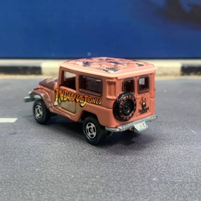 Tomica Disney Indiana Jones Toyota Land Cruiser