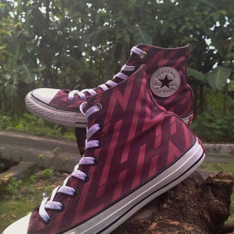 Converse CNY