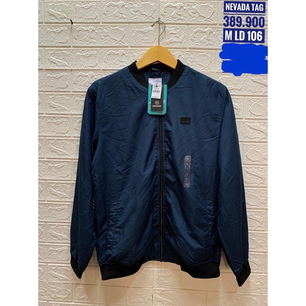 Jaket parasut merk Nevada / jaket pria parasut