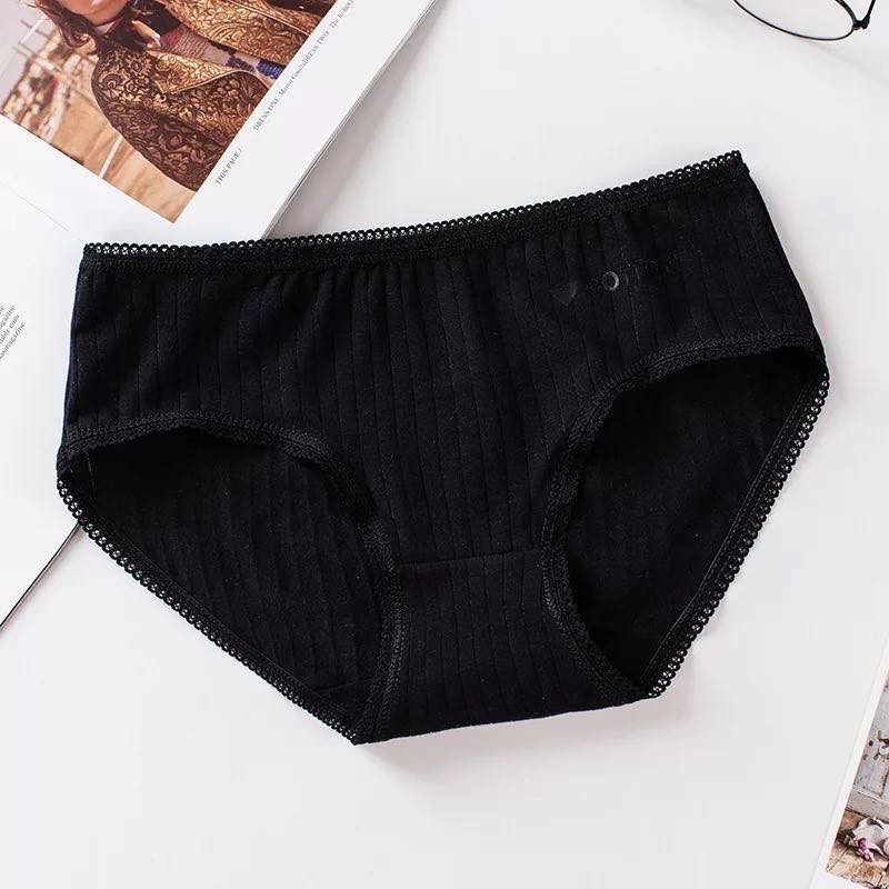 Celana Dalam Brief Seamless Bahan Katun Nyaman Untuk Wanita / Underwear Katun Untuk Wanita-M-31 Hitam