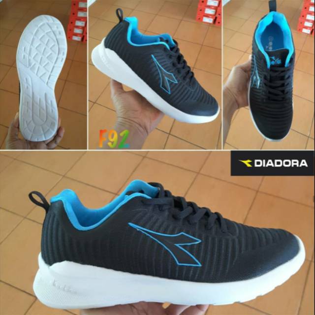 SEPATU SPORT DIADORA WANITA