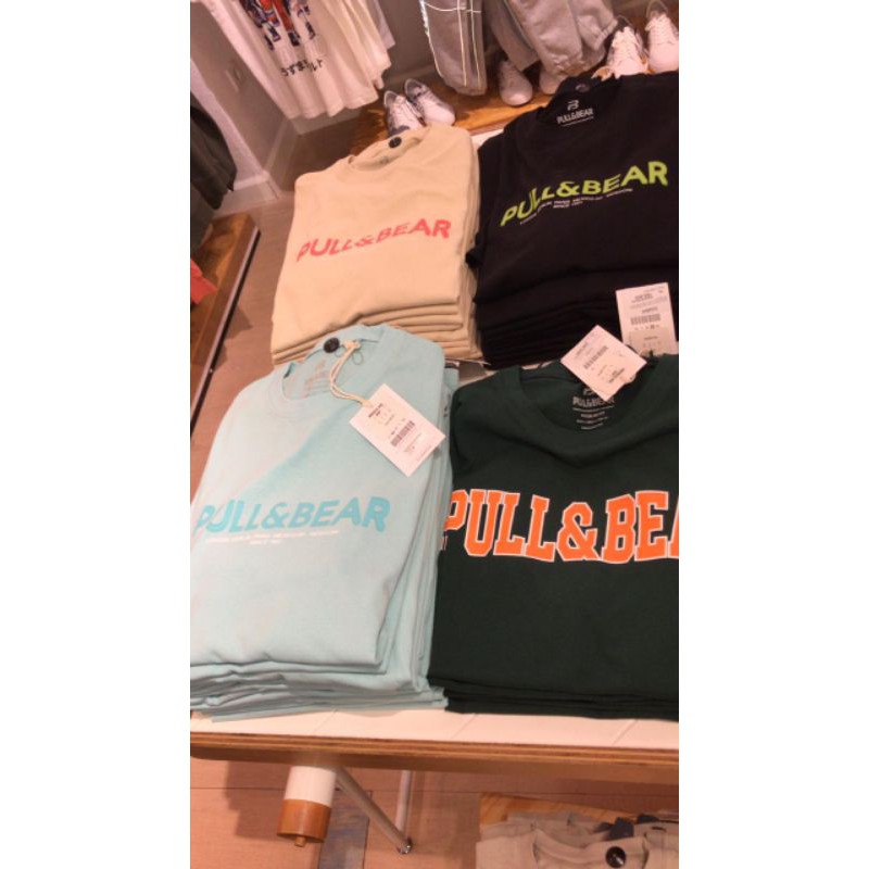 Pull&amp;Bear Tshirt Man Kaos