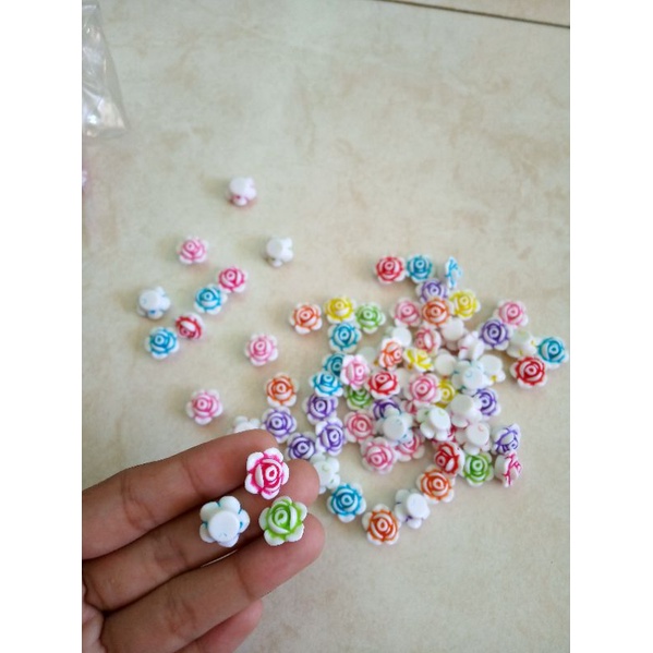 akrilik mawar mini / mote mawar mini 1.3cm