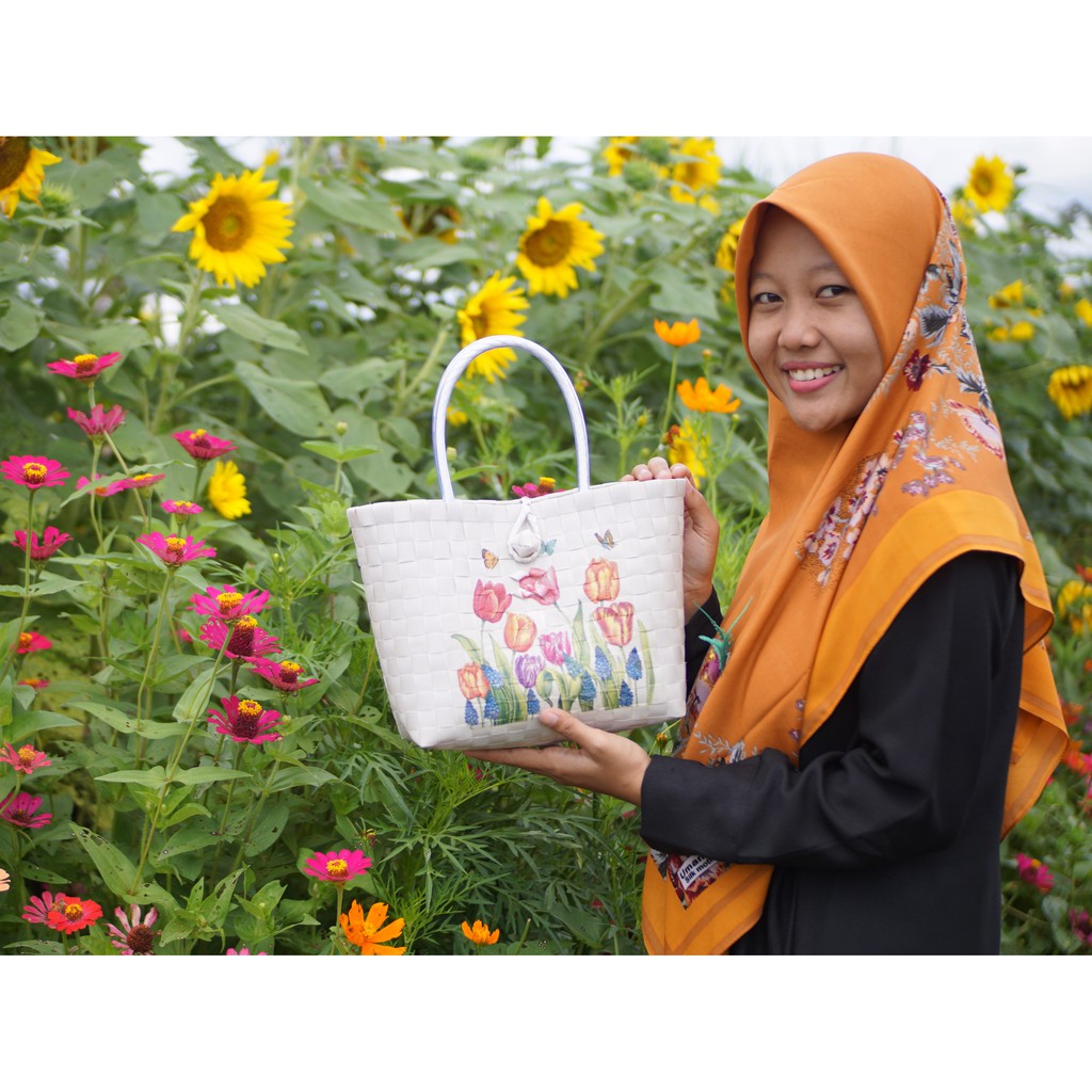 Tas Anyaman Plastik Lukis - Tas Plastik Istimewa Ukuran Kecil (S)