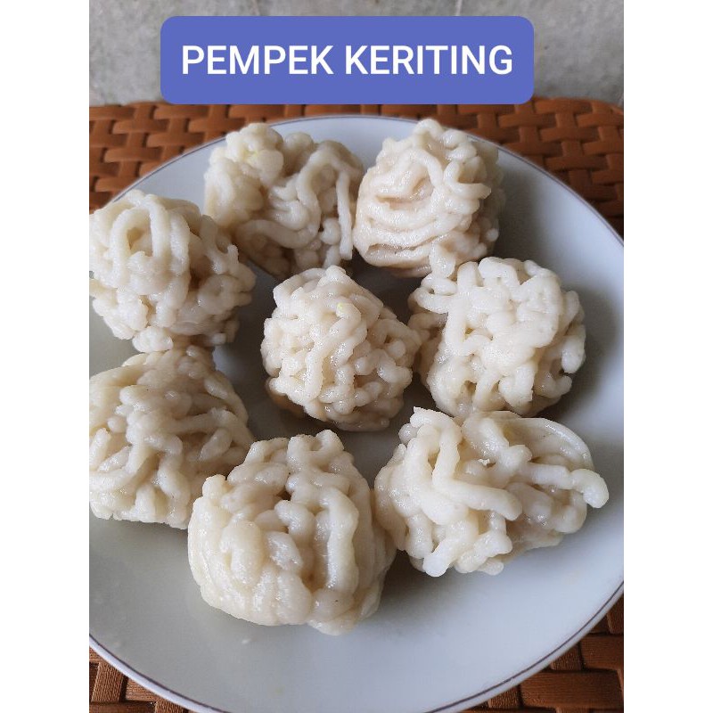

Pempek Keriting
