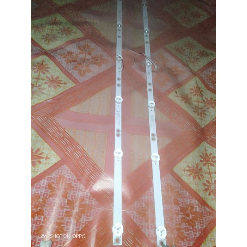 LAMPU Backlight PANASONIC TH 32C302G 32D302G 32E302G 32C304G 32D302