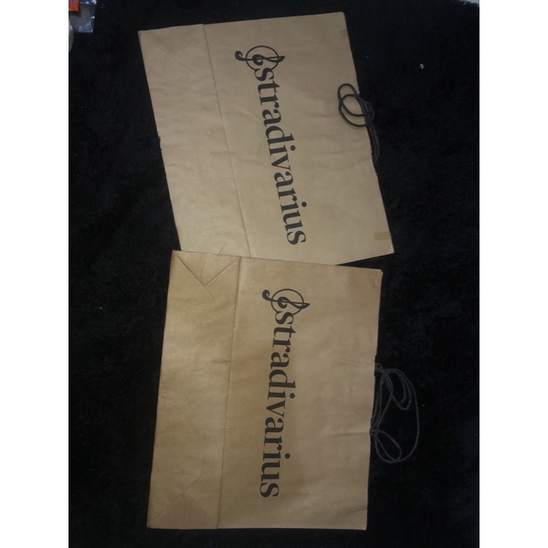 

preloved paper bag belanja stradivarius