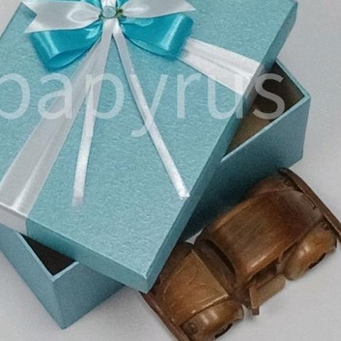 

PAPYRUS 15x20 Tinggi 10cm Kotak Kado Gift Box Hadiah